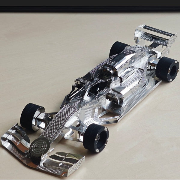 Metal Time Falcon Racing Legend – Metal Model Kit