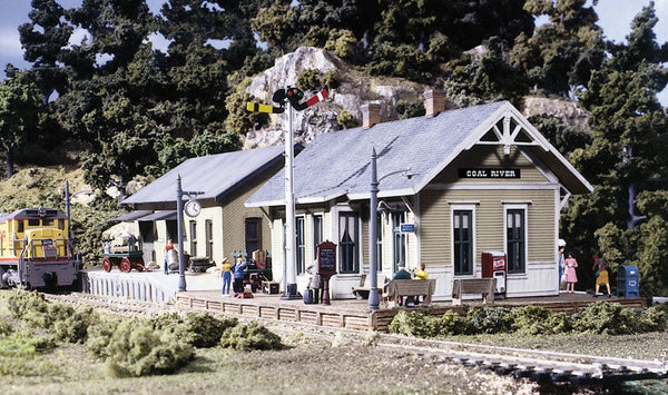 DPM HO Coal River Passenger & Freight Depots kit