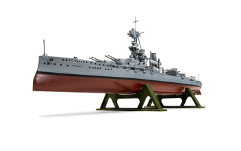Level 3 Model Kit HMS Iron Duke Frigate 