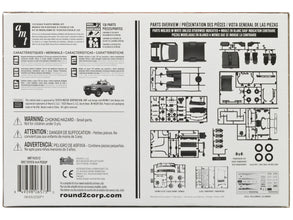 Skill 2 Model Kit 1992 Toyota 4x4 Pickup Truck (2023) 1/20 Scale Model by AMT-3