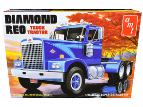 Skill 3 Model Kit Diamond Reo Truck Tractor 1/25 Scale Model by AMT-3
