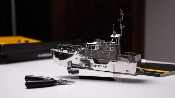 Metal Time Guardian of the Coasts Boat – Metal Model Kit