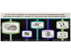 Skill 2 Model Kit 1957 Chrysler 300 Custom 1/25 Scale Model by AMT-1