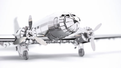 Metal Time Douglas DC-3 – Metal Model Kit