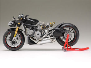 Model Kit Ducati 1199 Panigale S Motorcycle 1/12 Scale Model by Tamiya-0
