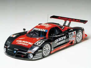 Model Kit Nissan R390 GT1 