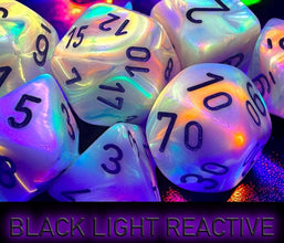 Chessex - Festive Polyhedral 7 Dice Set - Circus with Black