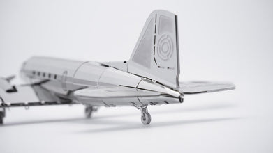 Metal Time Douglas DC-3 – Metal Model Kit